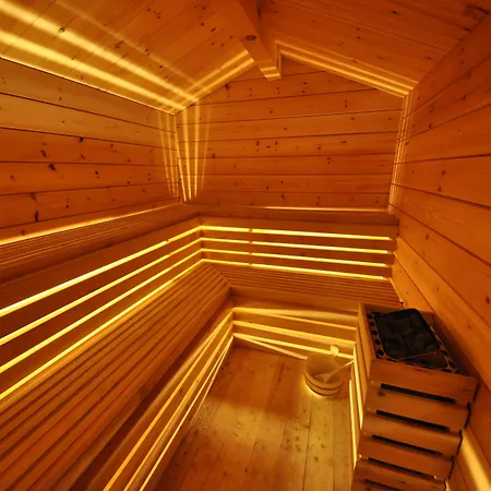 Hanzel & Gretel By Horská chata