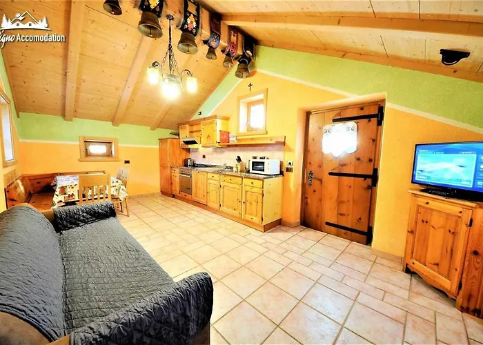 Hanzel & Gretel By Chalet *