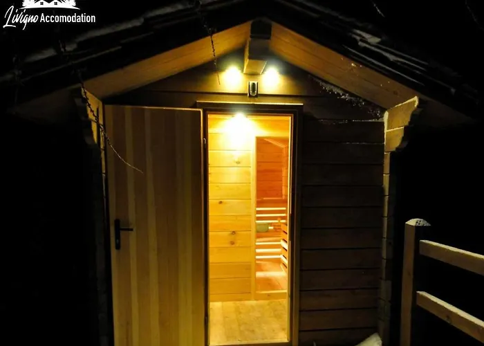 Hanzel & Gretel By Chalet