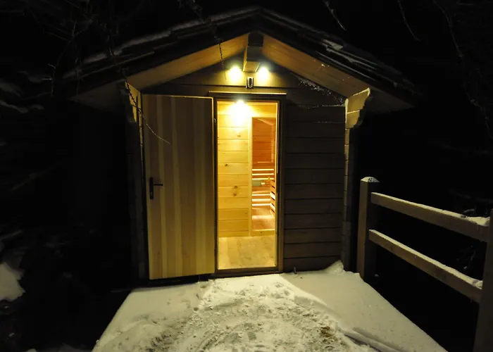 Hanzel & Gretel By *